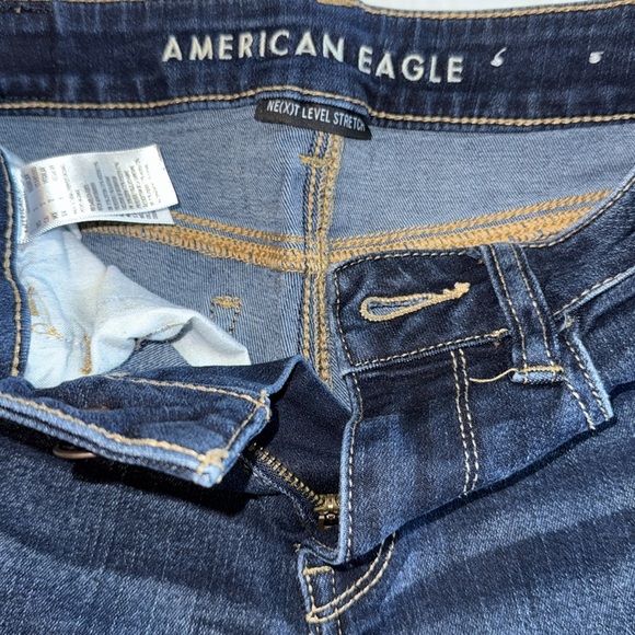 AMERICAN EAGLE Women's Dark Blue Jeans - Picture 3 of 6